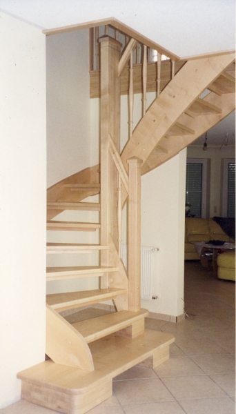 Treppe Ahorn